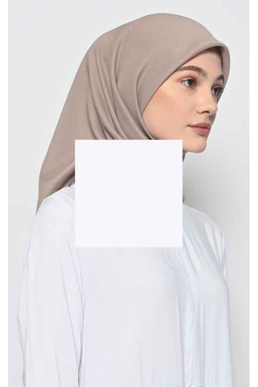 Hijab Segi Empat Voal Lily Jahit Tepi Tan